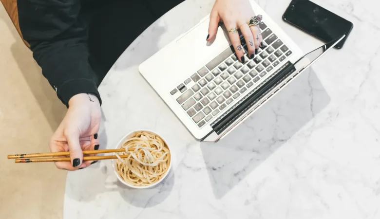 Unlock the secrets of mastering multitasking with these five expert tips. Learn how to juggle multiple tasks efficiently and boost productivity.
